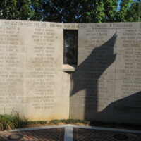 Lynchburg VA WWII Memorial3.JPG